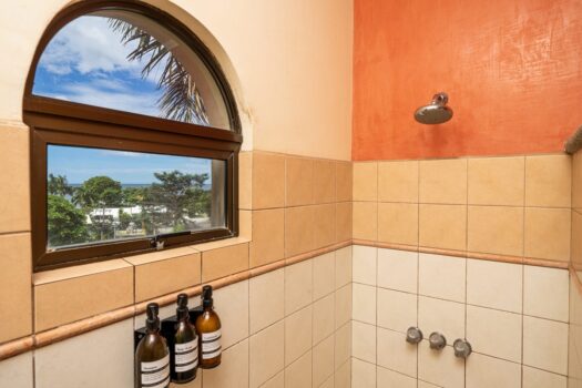 Sunrise #3, Ocean View Condo Steps From The Beach.