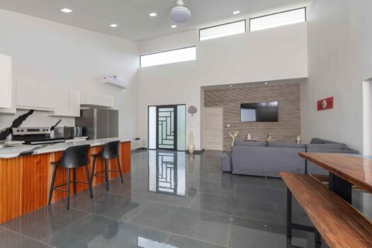 3-Bed Home with Guest Studio Just 5 Minutes from Tamarindo