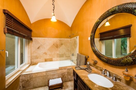 IDEAL BEACH CONDO, BEST AMENITIES, TAMARINO BEACH LOCATION
