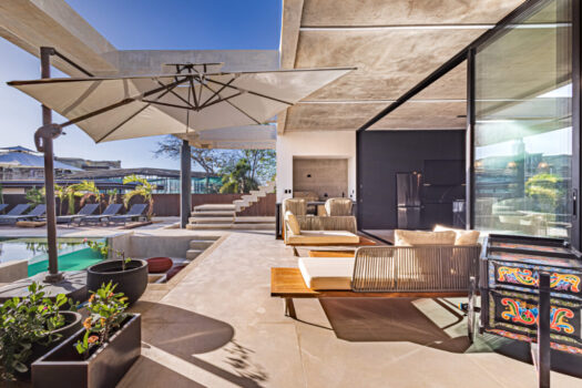 BRAND NEW MODERN HOME IN PLAYA LANGOSTA