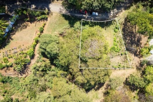 OCEAN VIEW LOT IN TAMARINDO  – THE TOWN´S HIGHEST POINT