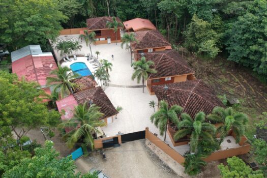 AVELLANAS BEACH  HEART OF NATURE – FOUR HOMES AND TWO GUESTS HOUSES
