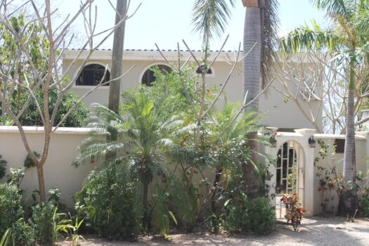 PARADISE PROPERTY – BEACHFRONT ESTATE OPPORTUNITY ON PRISTINE PLAYA VENTANA