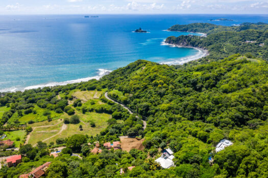 OCEAN VIEW MODERN HOUSE ABOVE PLAYAS PENCA & PRIETA – POTRERO