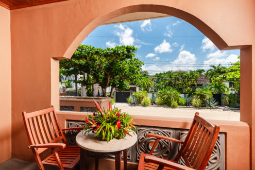 BEAUTIFUL SPACIOUS BEACH VILLA ACROSS THE STREET FROM BEACH