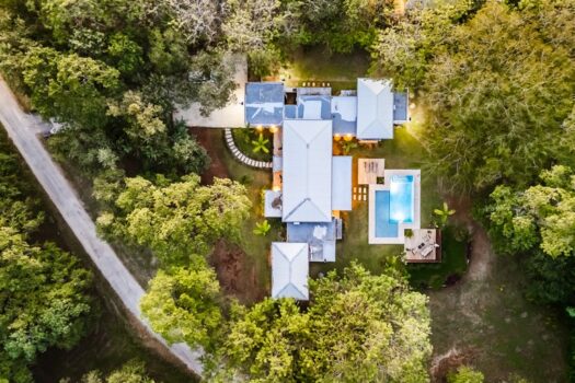 CASA SIEMPRE SABADO: WALK TO THE BEACH LUXURY HOME IN PLAYA BRASILITOS