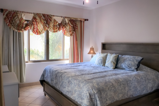 SUNRISE #26 -BEST PRICE- IDEAL LOCATION- POOL- FUN- THE BEST OPTION IN TAMARINDO