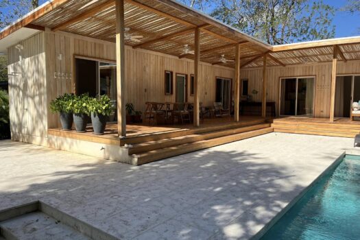 Surf Cottage located in Playa Grande Estates