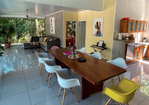 Casa Bianka – Modern Home + Guest House with Pool near Playa Samara!