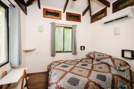 Casa Amani: Walking Distance to the Beach and Downtown Tamarindo!