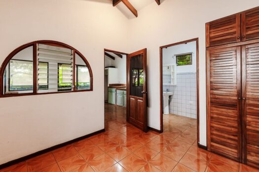 Casa Amani: Walking Distance to the Beach and Downtown Tamarindo!