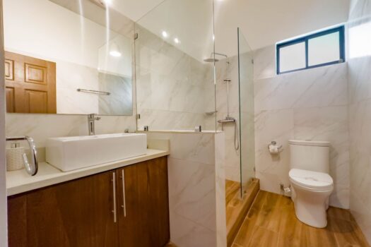 Mezzanine – 1 Bath- Recently Renovated