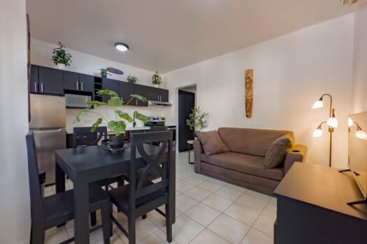 Cocomarindo 21 – Ground Floor One Bed with a back terrace!