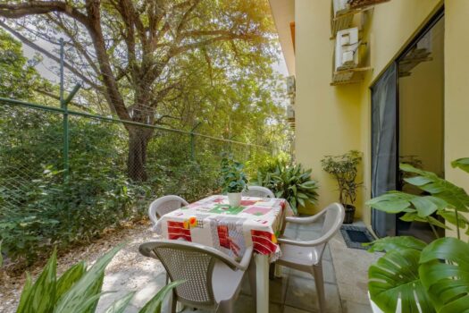 Cocomarindo 21 – Ground Floor One Bed with a back terrace!