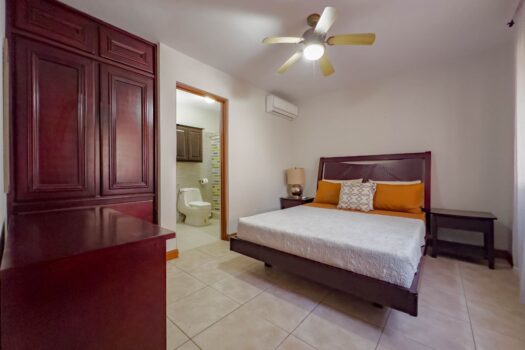Serena Suites G1 -Ground Floor Condo 2 Bedrooms and 2 Bathrooms