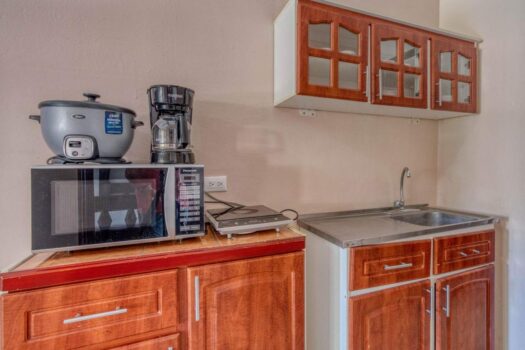 House  with 3 Bedroom + 6 Cabins In Playas Del Coco