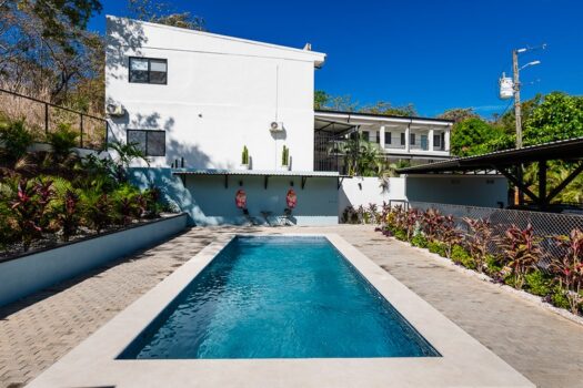 APARTAMENTOS- INVESTEMENT OPPORTUNITY IN PLAYA TAMARINDO