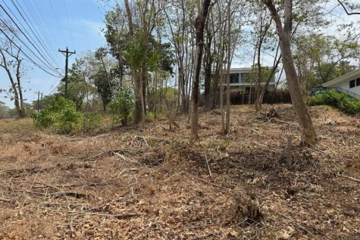 COMMERCIAL LOT IN PLAYA GRANDE 300 MTS FROM THE BEACH