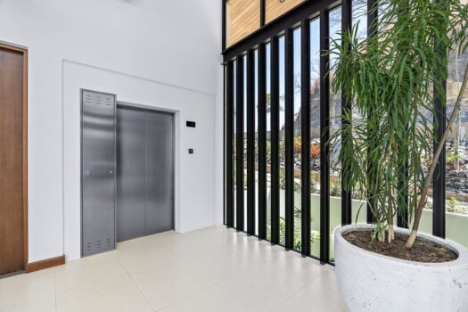 Casa Mar De Paraiso: Modern Design with Unrivaled Views