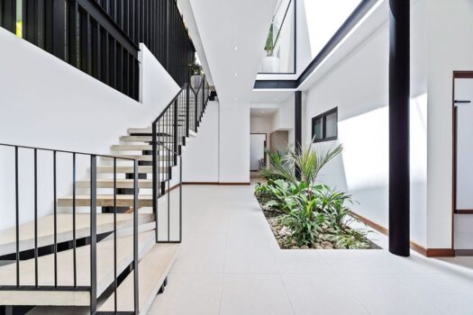 Casa Mar De Paraiso: Modern Design with Unrivaled Views