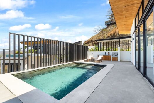 Casa Mar De Paraiso: Modern Design with Unrivaled Views