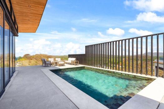 Casa Mar De Paraiso: Modern Design with Unrivaled Views