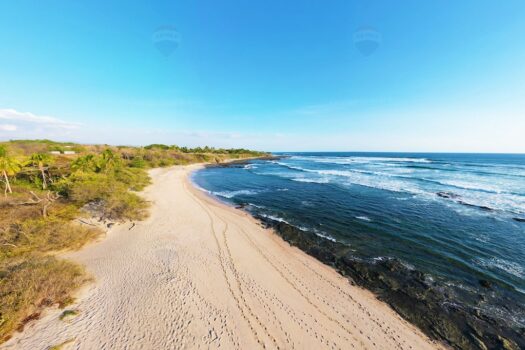 25.4 Acres Development Opportunity in Playa Negra