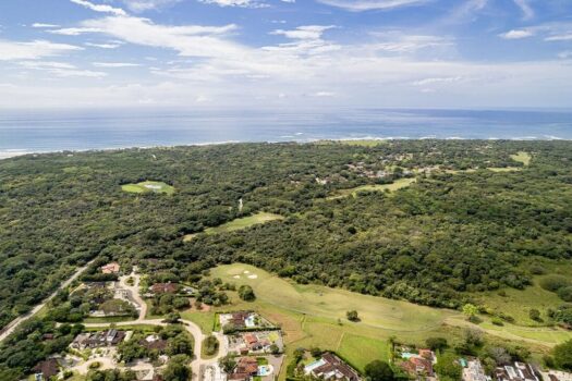 REMARKABLE GOLF-FRONT HOME IN HACIENDA PINILLA