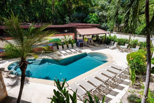 Surfside Tower, Unit 202: Two Minutes Walk to Potrero Beach!