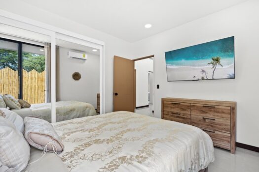 Casa Agua Marina: Newly completed masterpiece just steps to the beach in the gated community of Catalina Cove