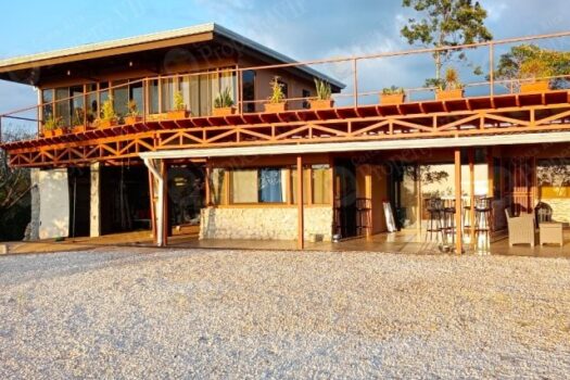 Casa Naranjal: An Exclusive Investment Opportunity in Costa Rica 🏡🌄