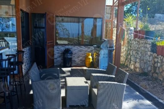 Casa Naranjal: An Exclusive Investment Opportunity in Costa Rica 🏡🌄