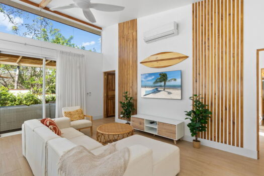 Lovely Modern Home at the Beach with Space to Build In Playa Grande