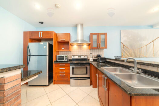 Peninsula T1-39 ~ One Bedroom Gem in The Heart of Playa Langosta