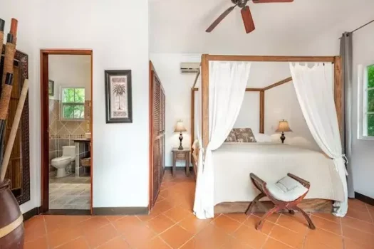 2 Houses With Pool and Beautiful Garden In Finca Panamá