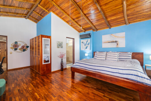 Rancho Golondrinas- A Countryside Retreat 10 min from the Beach