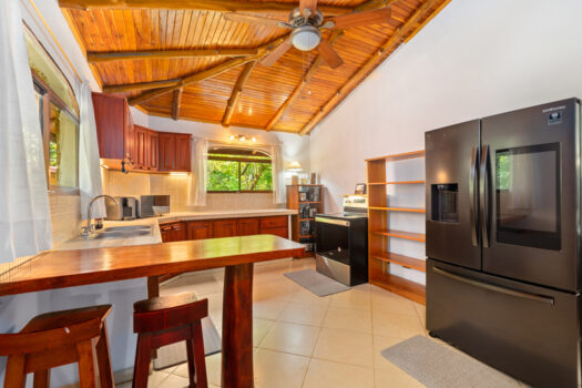 Rancho Golondrinas- A Countryside Retreat 10 min from the Beach