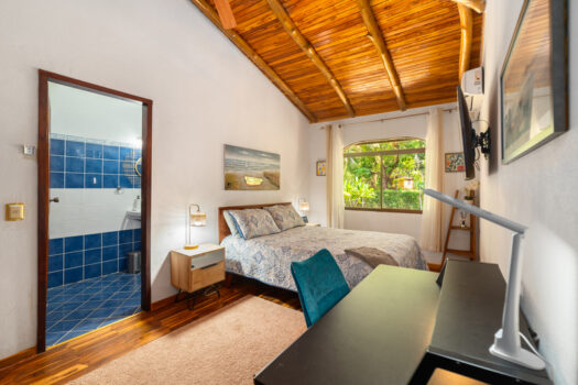 Rancho Golondrinas- A Countryside Retreat 10 min from the Beach