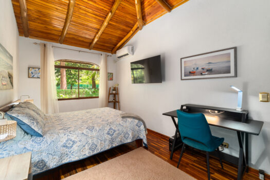 Rancho Golondrinas- A Countryside Retreat 10 min from the Beach