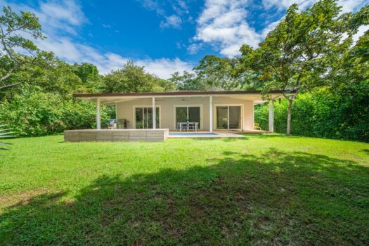 EXQUISITE CARIBBEAN-STYLE HOUSE IN LAS VENTANAS COMMUNITY