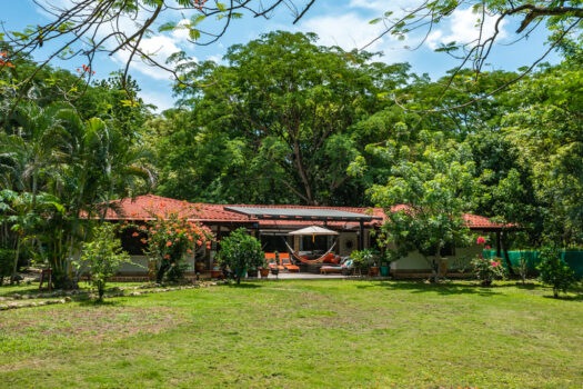 Rancho Golondrinas- A Countryside Retreat 10 min from the Beach