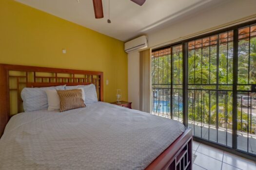 Tropical Dreams Townhome 1 – Rooftop terrace with a peak-a-boo oceanview