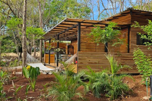 ONE OF A KIND, SUCCESSFUL WELLNESS, SPA AND RESTAURANT OASIS CLOSE TO TAMARINDO