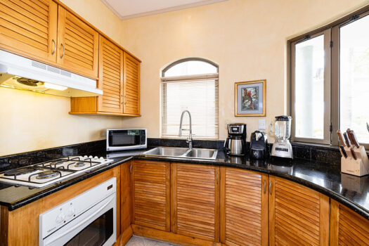 Monte Perla  Great Condo location In Tamarindo