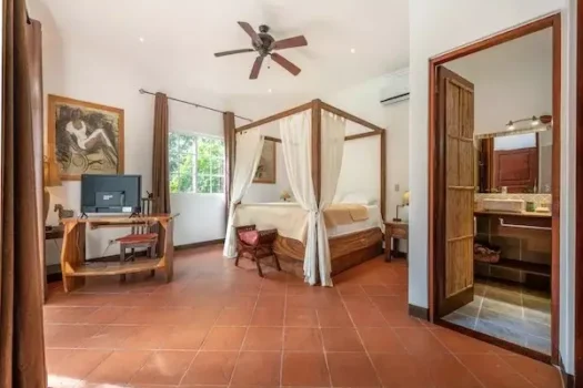 2 Houses With Pool and Beautiful Garden In Finca Panamá