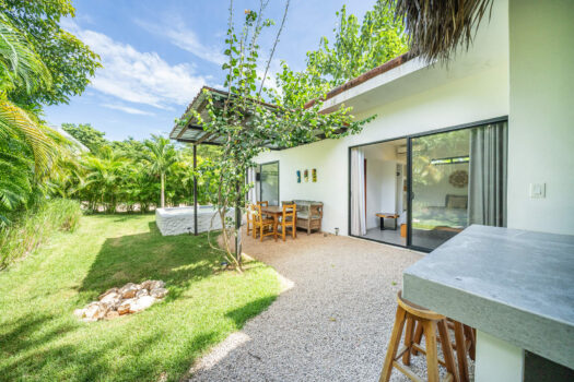 3 STUNNING VILLAS WITH POOL, JUST STEPS FROM THE BEACH!