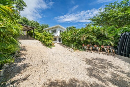 3 STUNNING VILLAS WITH POOL, JUST STEPS FROM THE BEACH!