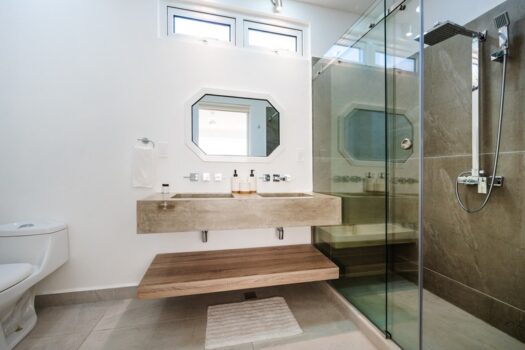 The Enclave: Ultra-Modern 5 Bedroom Villa Located Minutes From the Beach!