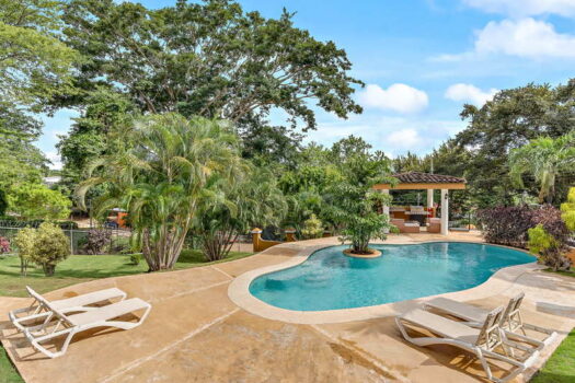 Ground floor 3 Bed ROI Condo in Tamarindo