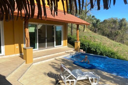 OCEAN VIEW HOUSE IN CAMARONAL – AMAZING DEAL